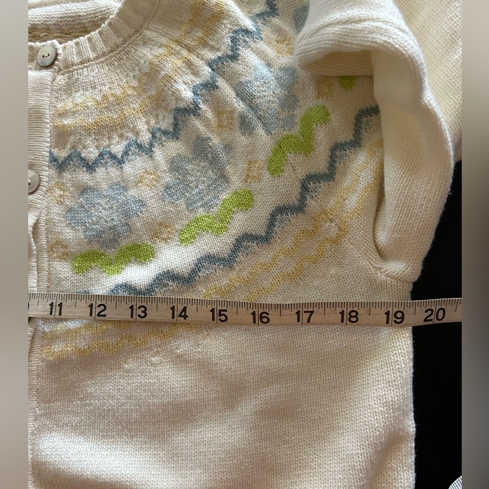 Cardigan Sweater Beautiful Flower Print Yellow and Blue No Size Please See Desc - Picture 4 of 5
